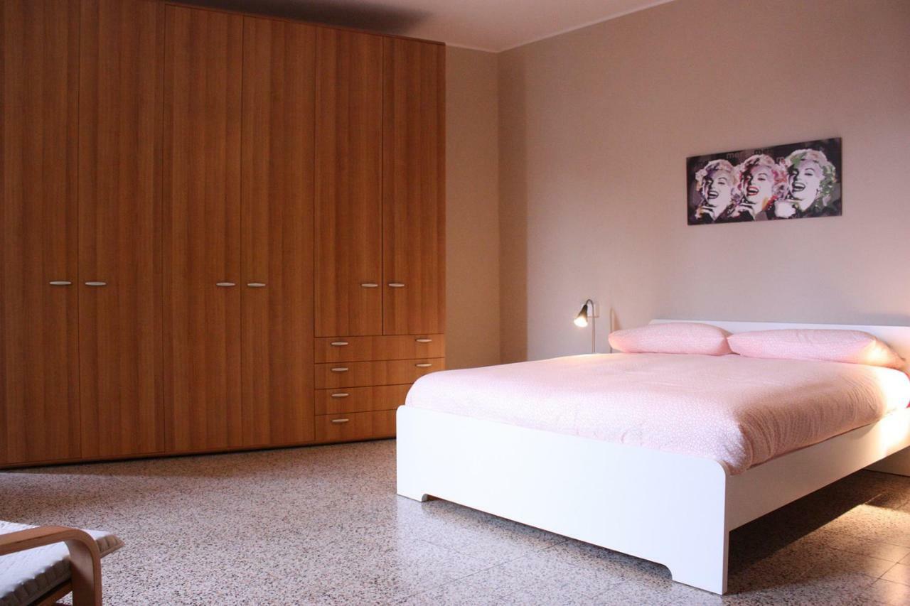 Casa Dennis Apartment กันโนบีโอ ภายนอก รูปภาพ